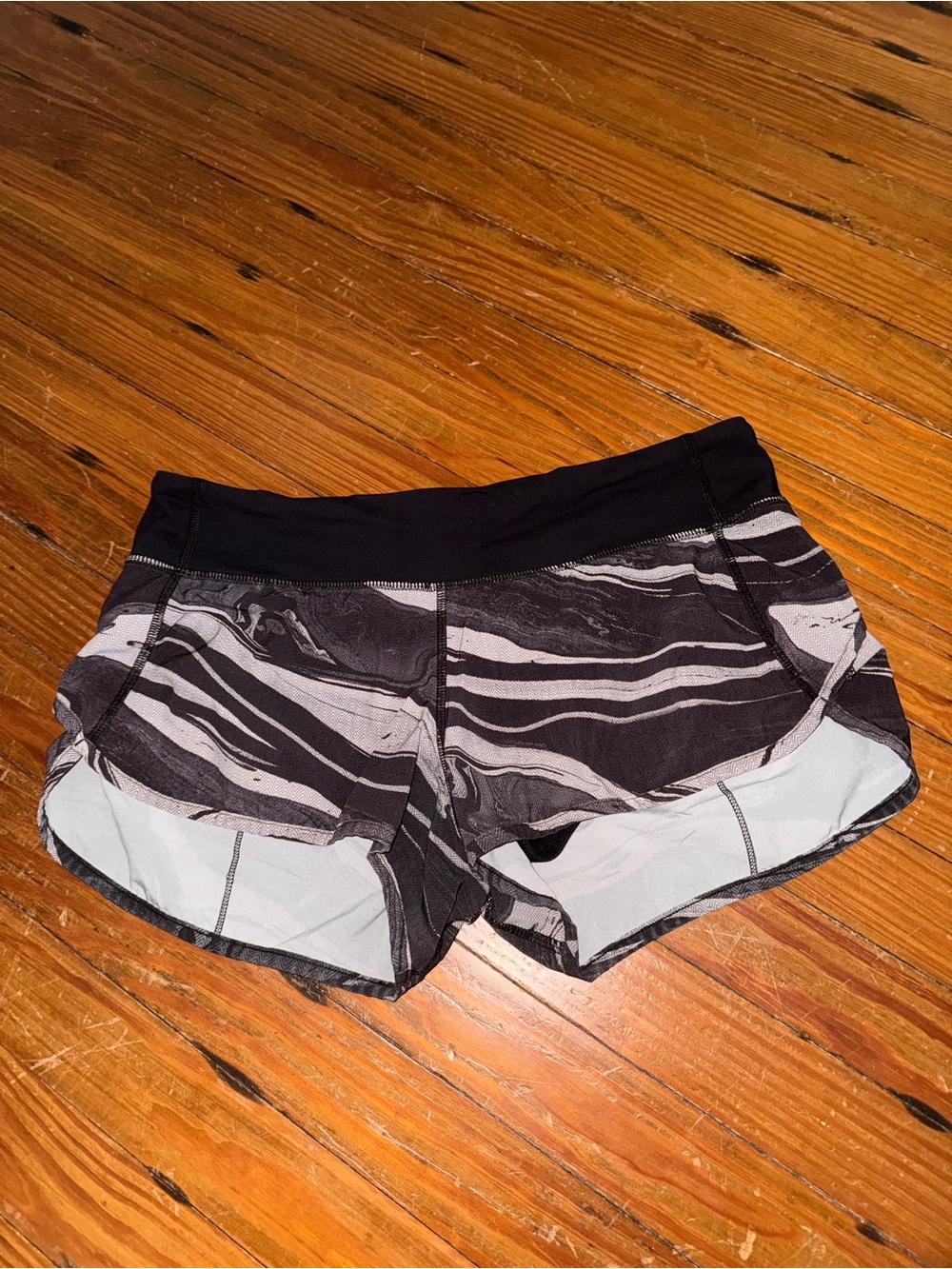 Lululemon Speed Up Short 2.5"